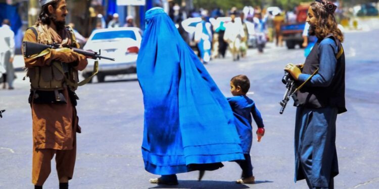 تصویب «قانون جزایی» جدید طالبان و افزایش نگرانیها درباره مشروعیتبخشی به خشونت خانگی