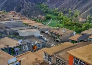 ورود هنجارشکنانه و سرزده مقام طالبان به حمام زنانه در دایکندی؛ بازداشت کسبه‌کاران و ایجاد رعب و وحشت