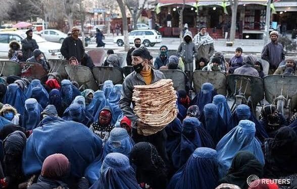 کاهش کمک‌های بشردوستانه؛ نگرانی از تشدید بحران غذایی در افغانستان